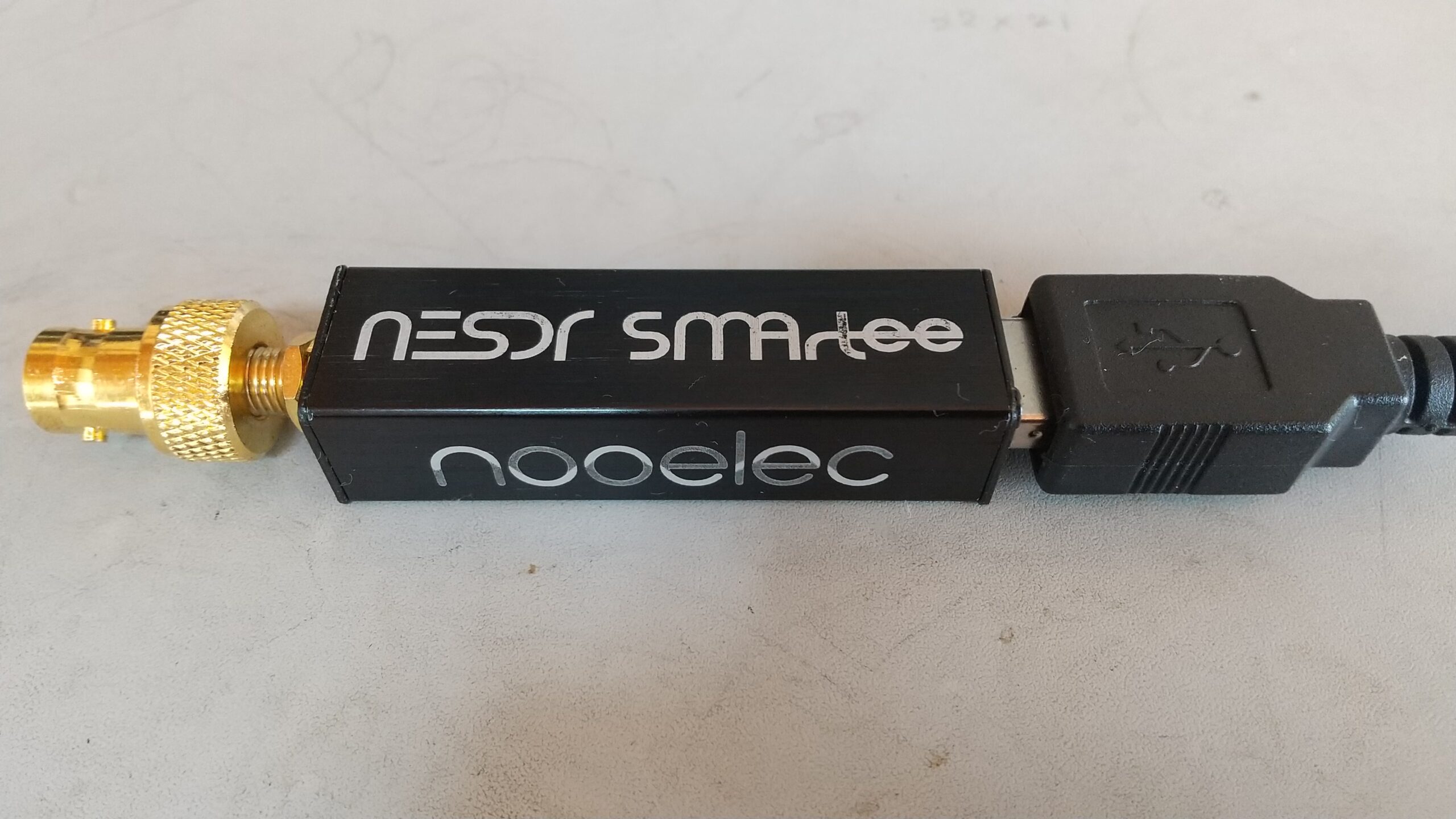 Nooelec NESDR SMArTee XTR SDR Premium RTL-SDR W/ Extended Tuning Range ...